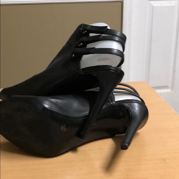 Vince Camuto Fenette Stiletto heels 9.5 Black - Picture 7 of 13